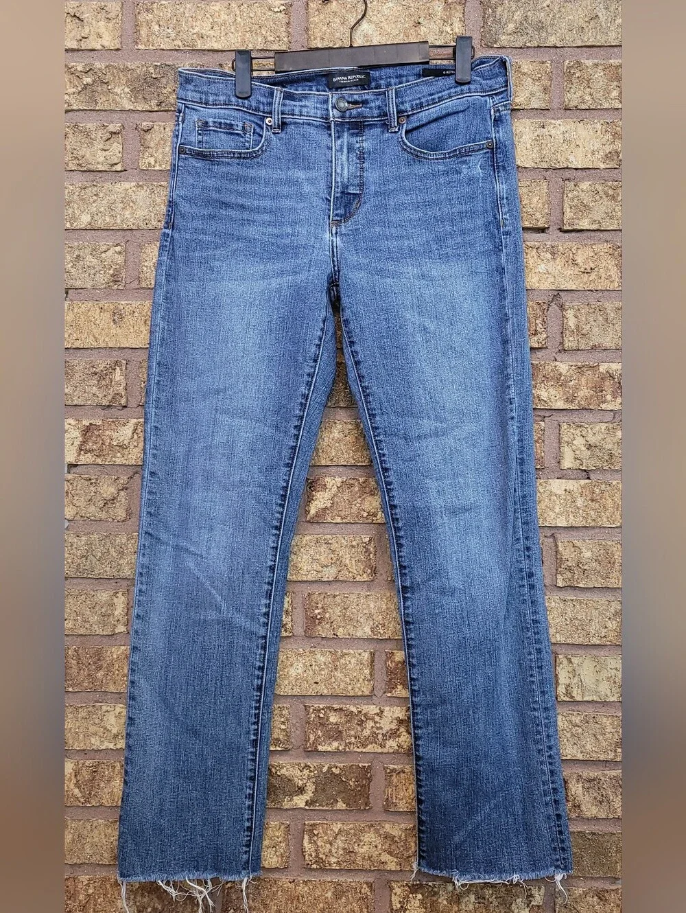 Banana Republic Girlfriend Cotton Stretch Raw Hem Denim Jeans Size 29